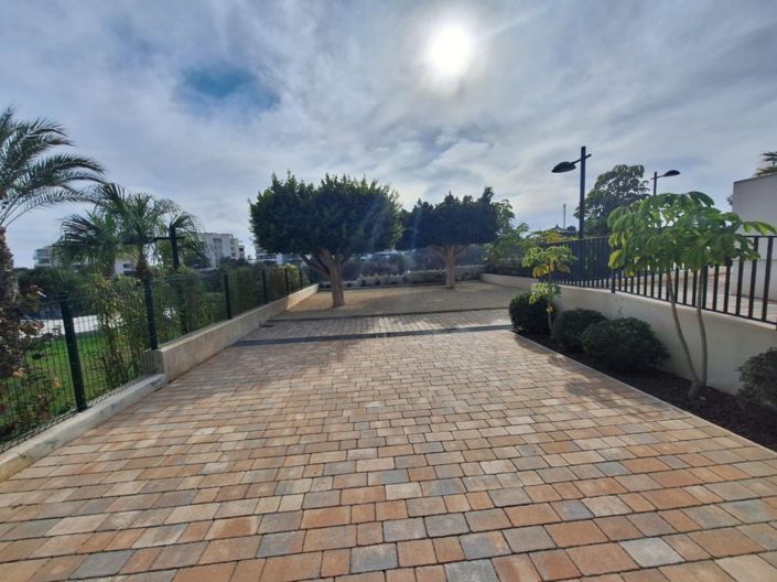 Image No.48-3 Bed Property for sale
