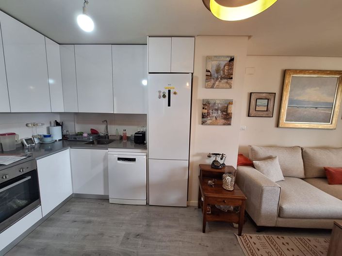 Image No.5-3 Bed Property for sale