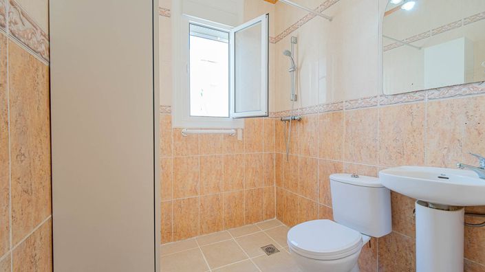 Image No.37-Propriété de 2 chambres à vendre à Espagne