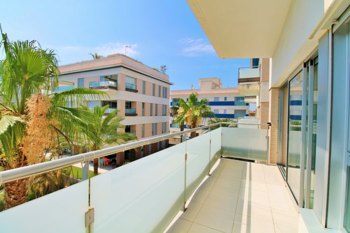 Image No.22-2 Bed Property for sale