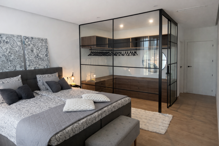 Image No.10-3 Bed Property for sale