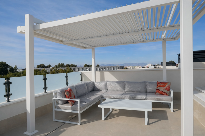 Image No.20-3 Bed Property for sale