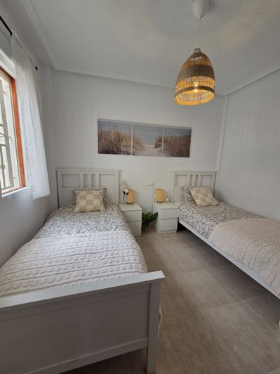 Image No.9-2 Bed Property for sale