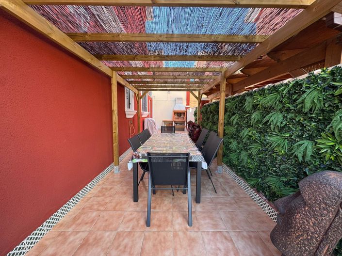 Image No.23-3 Bed Townhouse for sale