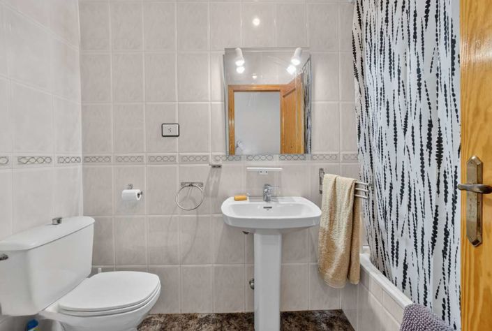 Image No.5-3 Bed Townhouse for sale