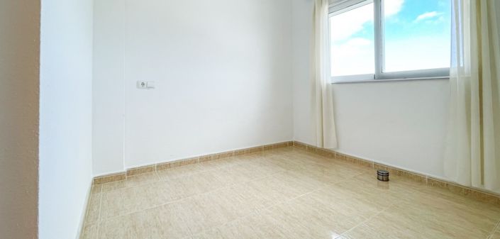 Image No.19-4 Bed Property for sale