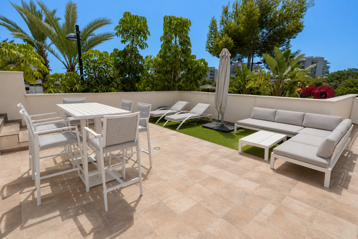 Image No.15-2 Bed Property for sale