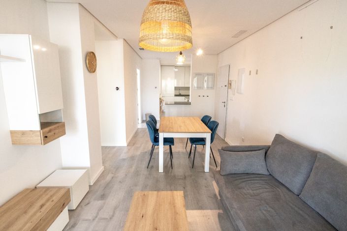 Image No.3-2 Bed Property for sale
