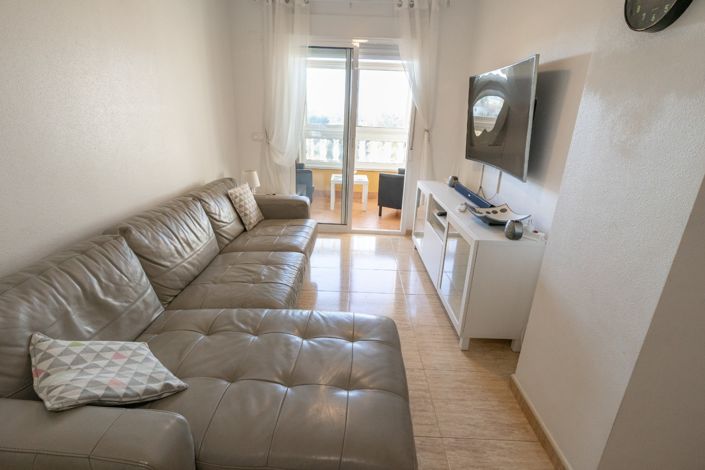 Image No.2-2 Bed Property for sale