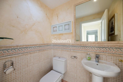 13-5fd73dea700db77384c091ca9818b1a9