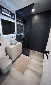 Bathroom1