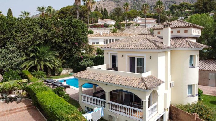 Image No.1-Villa de 4 chambres à vendre à Benalmadena
