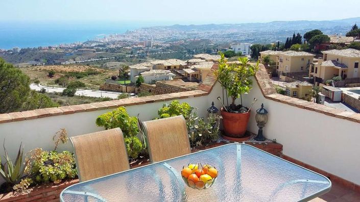 Image No.1-3 Bed Townhouse for sale