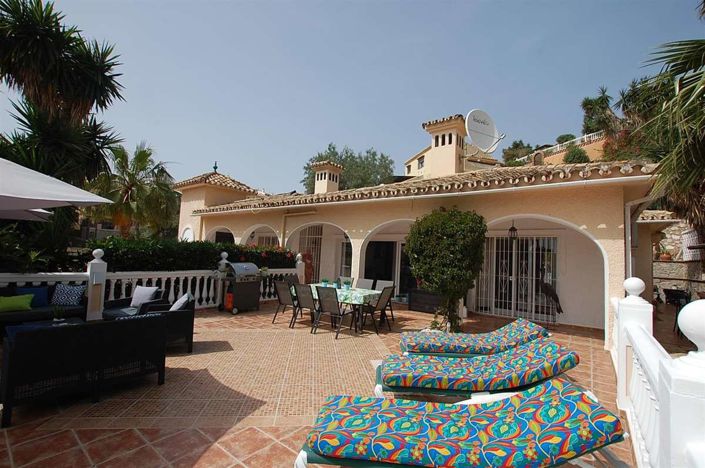 Image No.1-5 Bed Villa for sale