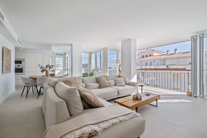 Image No.1-3 Bed Apartment for sale