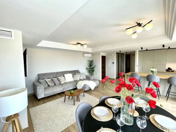 0136873e-55bc-42bd-9e21-3dca47e889e3