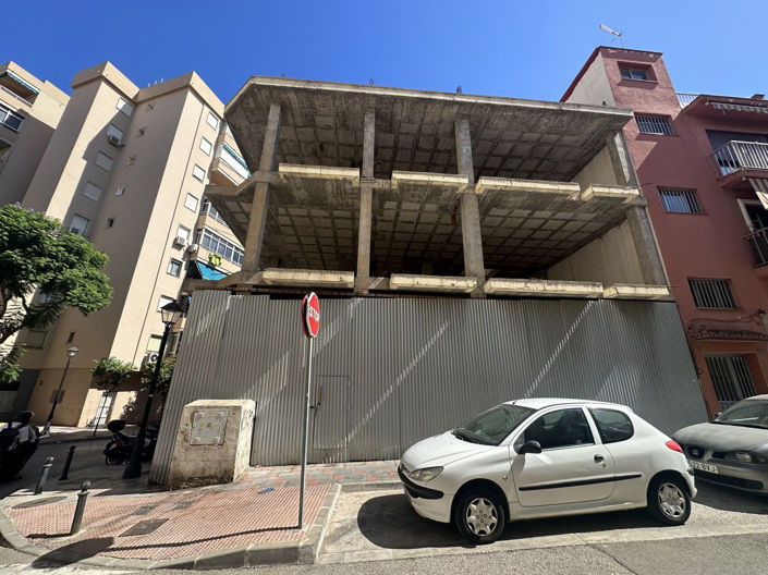 Image No.1-3 Bed Apartment for sale