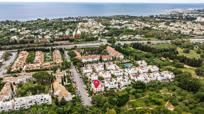 Image No.1-3 Bed Villa for sale