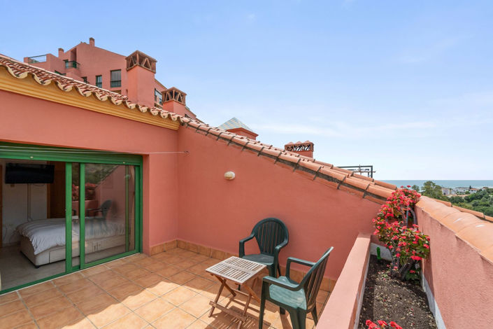 Image No.1-3 Bed Penthouse for sale
