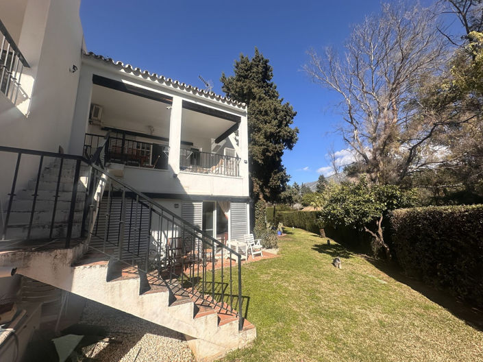 Image No.1-4 Bed Townhouse for sale