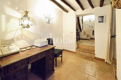 listing31718400581436fc9e2560x1920c4ec654dec5