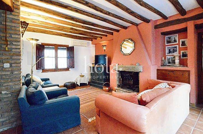 Image No.3-3 Bed Townhouse for sale