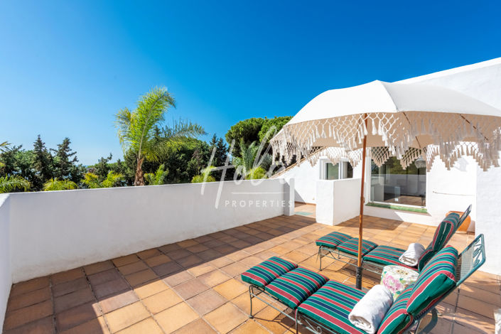 Image No.22-Villa for sale