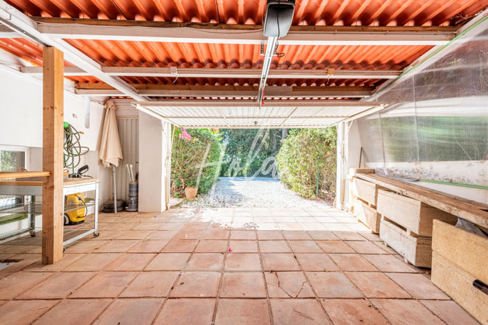 Image No.38-Villa for sale