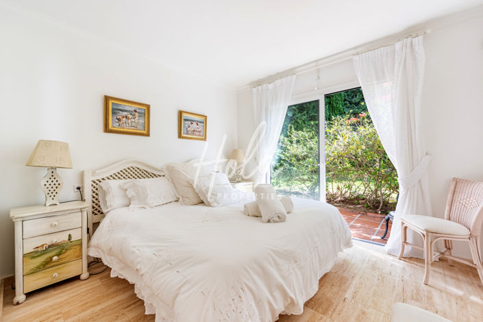 Image No.6-Villa for sale