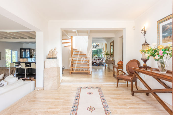 Image No.7-Villa for sale