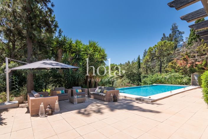 Image No.3-Villa de 5 chambres à vendre à Malaga