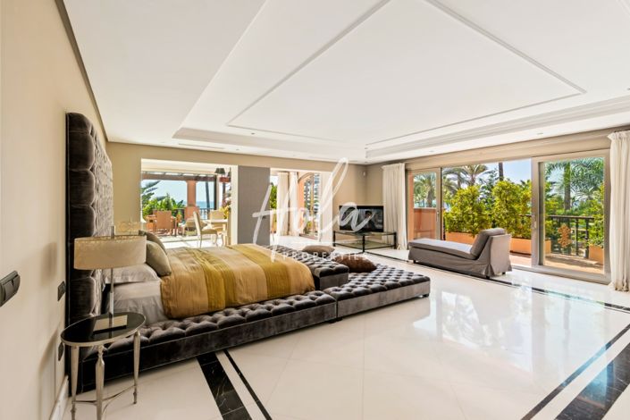 Image No.19-5 Bed Apartment for sale