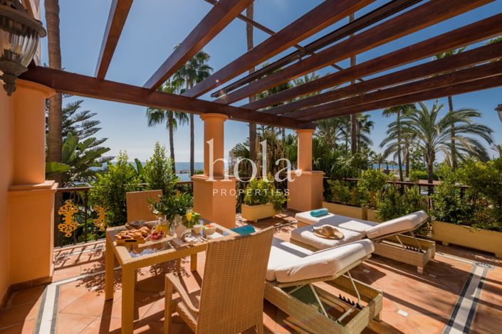 Image No.22-5 Bed Apartment for sale