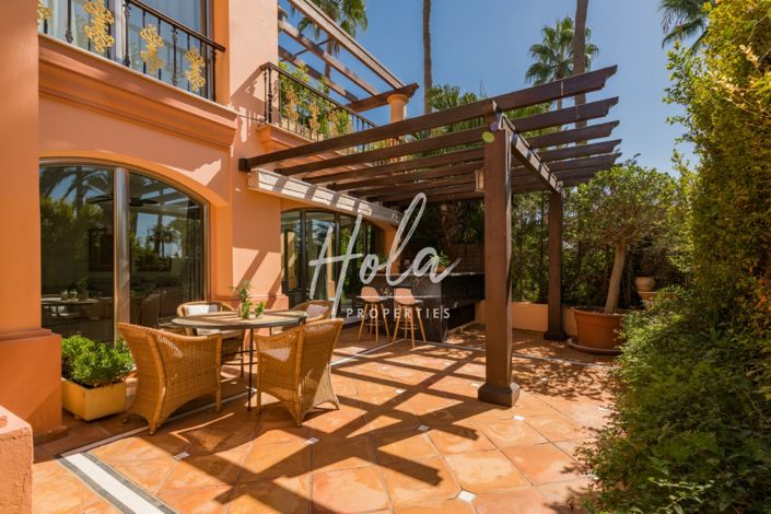 Image No.28-5 Bed Apartment for sale