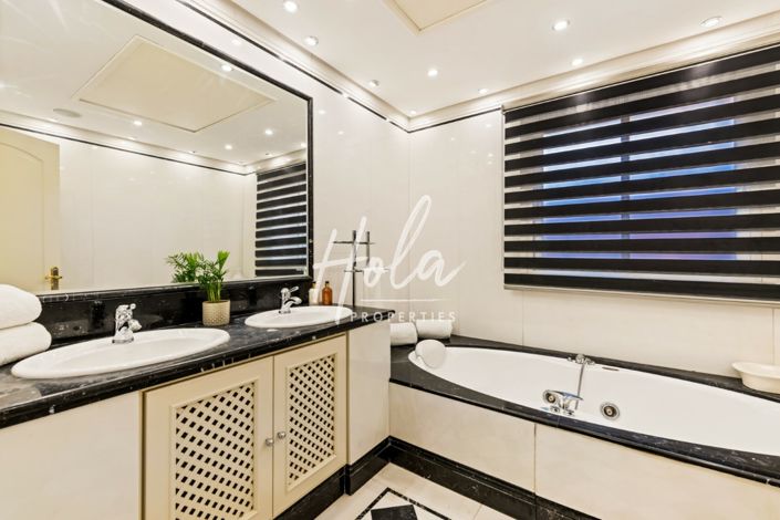 Image No.7-5 Bed Apartment for sale