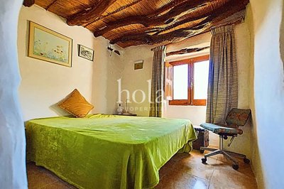 listing460244000726d43f462560x1920c4ec654dec5