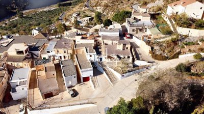 listing65771100193a07e4bc2560x1920c4ec654dec5