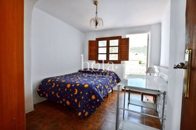 listing517102001744b36a722560x1920c4ec654dec5