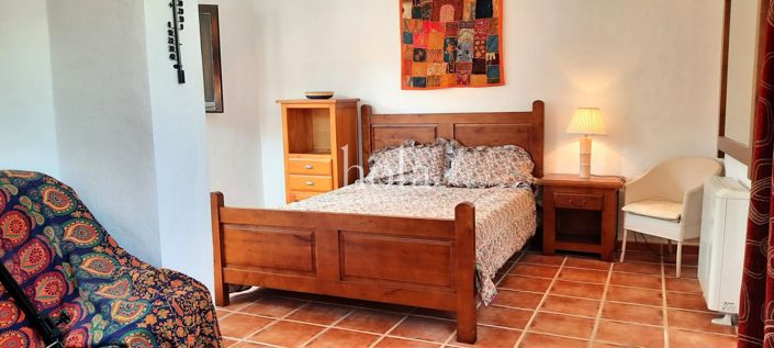 Image No.14-3 Bed Townhouse for sale