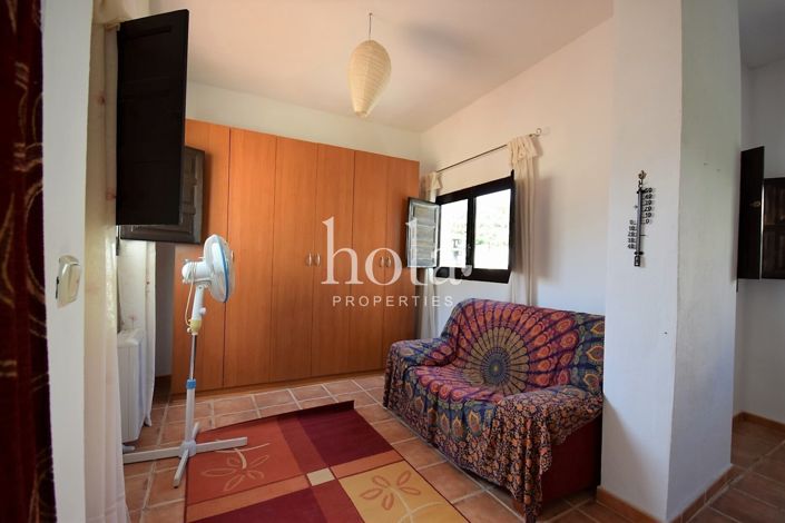 Image No.16-3 Bed Townhouse for sale