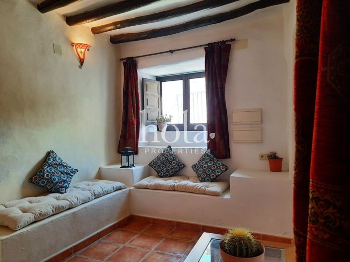 Image No.7-3 Bed Townhouse for sale