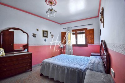 listing7139810018676613862560x1920edede093cef