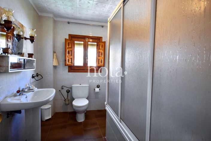 Image No.23-8 Bed Townhouse for sale