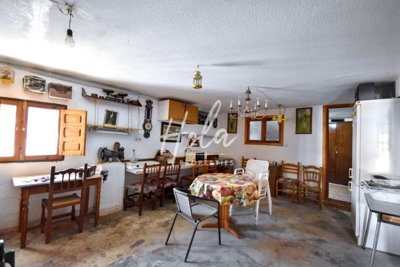listing713981000940f1670f2560x1920edede093cef