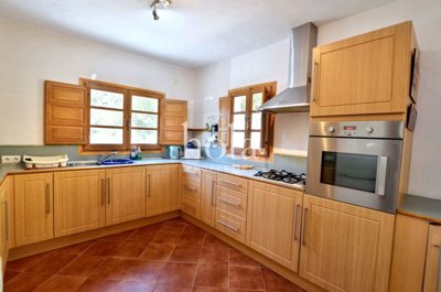 listing8123000016819a58a62560x1920c4ec654dec5