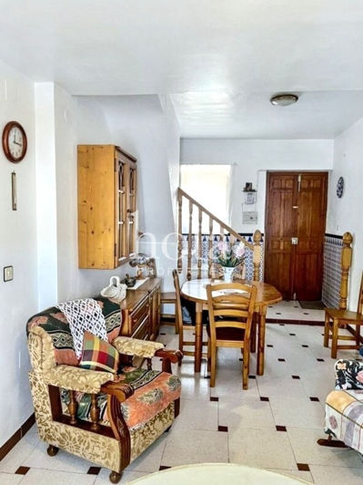 Image No.4-3 Bed Townhouse for sale