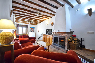 listing81718600108fde42c32560x1920c4ec654dec5