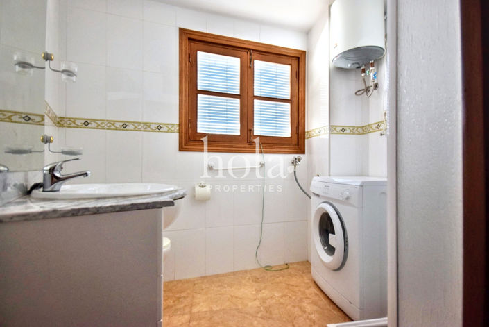 Image No.8-3 Bed Townhouse for sale