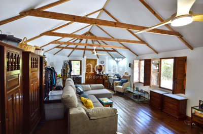 listing8648490017a23446b52560x1920c4ec654dec5