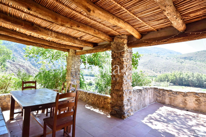 Image No.18-3 Bed Country House for sale